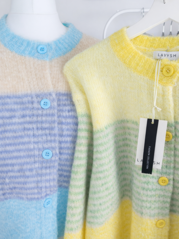 LAVYSH miękki kardigan pleciony w pastelowych tonach