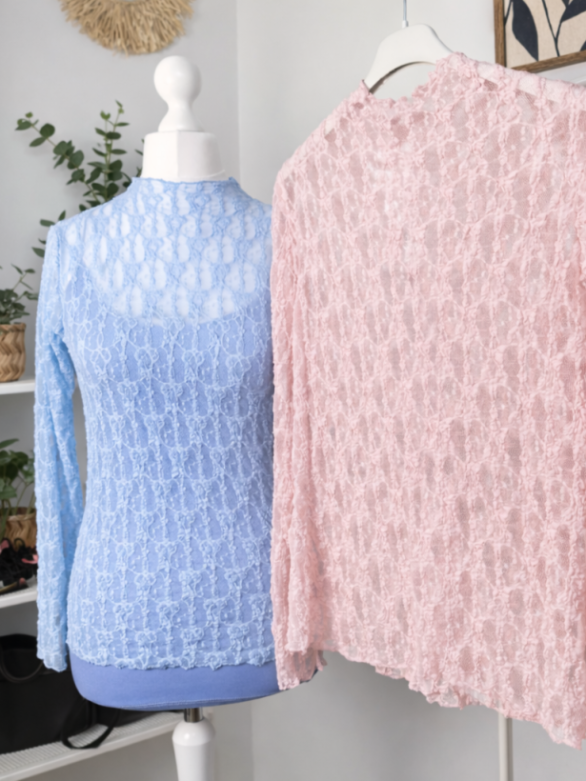 Koronkowa bluzka  ELODIE w pastelowych kolorach