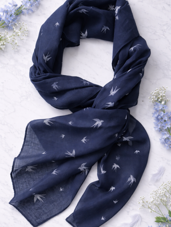 Chusta szal mgiełka JASKÓŁKI